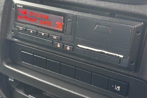 Iveco Daily 70C18D Crew Cab Dropside with Hiab X-Hiduo 062 Crane 32