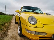 Porsche 911 CARRERA 4 21