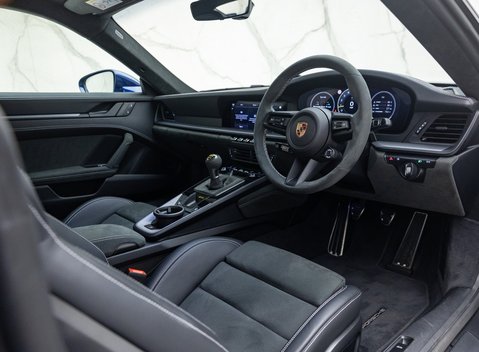 Porsche 911 GT3 (992.2) 13