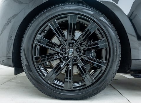 Land Rover Range Rover P510e First Edition 32