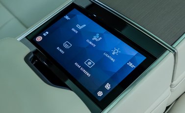 Land Rover Range Rover P530 FIRST EDITION LWB 19