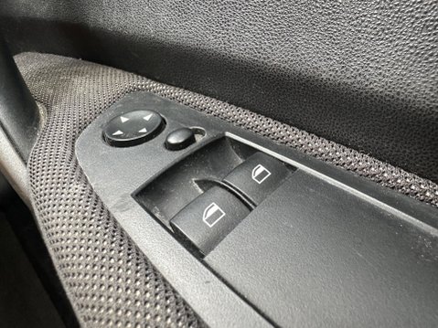 BMW 1 Series 118D SE 15