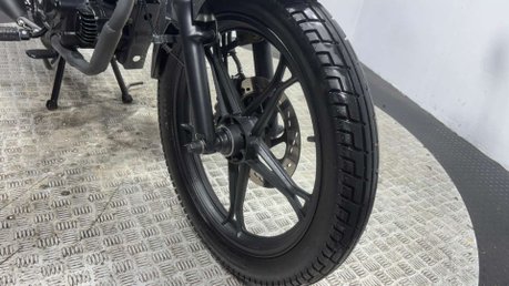 Lexmoto ZSB 2025 3K 1 OWNER MOT 2028 125CC COMMUTER LEARNER BIKE 44