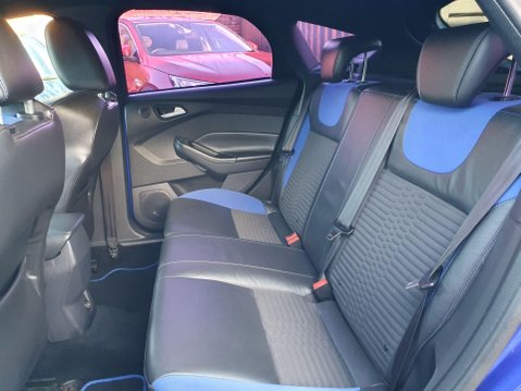 Ford Focus 2.0T EcoBoost ST-2 Euro 5 (s/s) 5dr 11