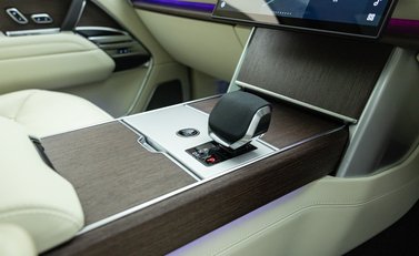 Land Rover Range Rover P550e AUTOBIOGRAPHY 31