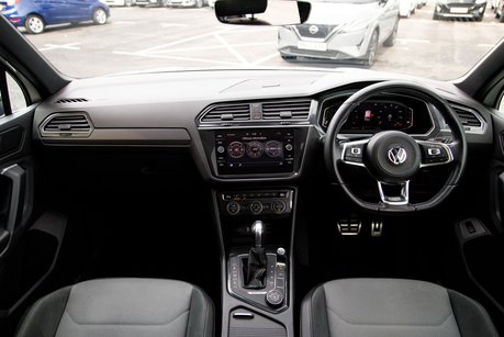 Volkswagen Tiguan SEL TSI 4MOTION DSG