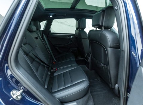 Porsche Macan GTS PDK 10