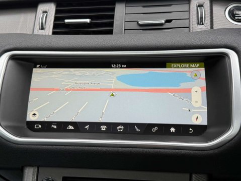 Land Rover Range Rover Evoque 2.0 TD4 HSE Dynamic SUV 5dr Diesel Auto 4WD Euro 6 (s/s) (180 ps) 65