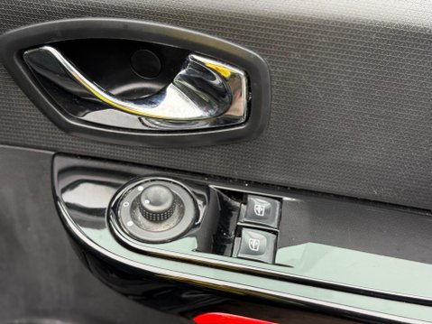 Renault Clio 1.2 16V Dynamique MediaNav Euro 5 5dr 5