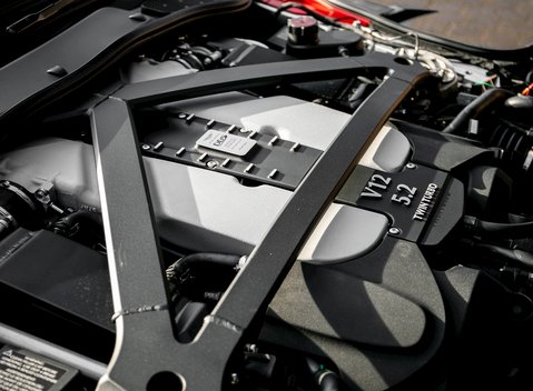 Aston Martin DBS Superleggera 41