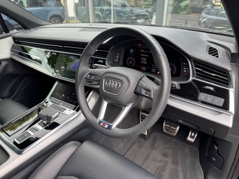 Audi Q7 TDI QUATTRO S LINE MHEV 17