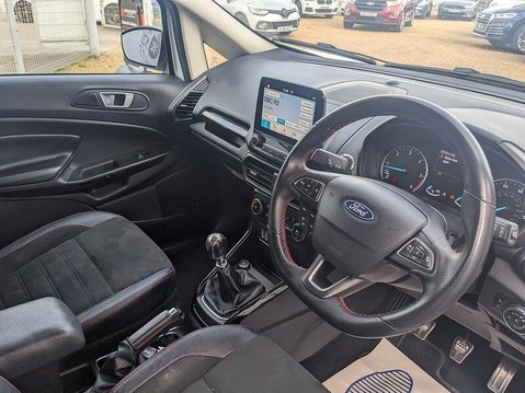 Ford Ecosport ST-LINE TDCI 12