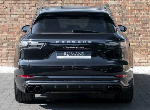Porsche Cayenne Turbo 5