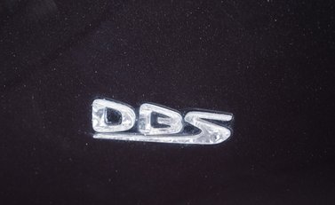 Aston Martin DBS Superleggera 31