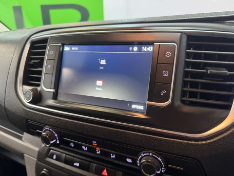 Vauxhall Vivaro Vivaro 3100 Dynamic 23