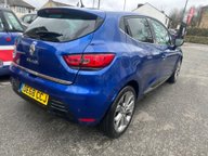 Renault Clio ICONIC TCE 8