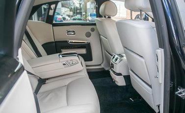Rolls-Royce Ghost Saloon Ii 4dr Auto 15
