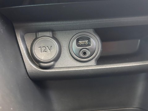 Peugeot 2008 PURETECH S/S GT LINE 32