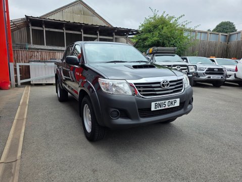 Toyota Hilux ACTIVE 4X4 D-4D DCB 3
