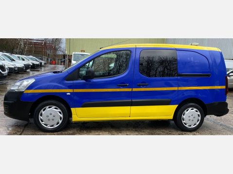 Peugeot Partner 1.6 BlueHDi 744 S Combi Van 6dr Diesel Manual L2 (113 g/km, 97.64 bhp) 27