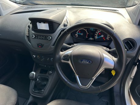 Ford Transit Courier TREND 1.5 TDCI 5dr 10