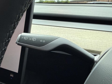 Tesla Model Y (Dual Motor) Long Range SUV 5dr Electric Auto 4WDE (384 bhp) 36