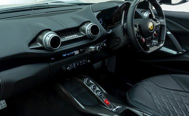 Ferrari 812 Superfast 15