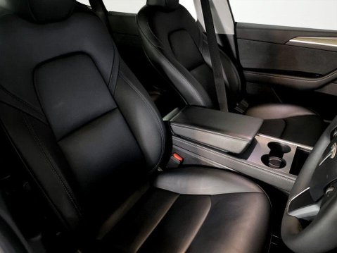 Tesla Model Y (Dual Motor) Long Range SUV 5dr Electric Auto 4WDE (384 bhp) 11