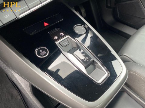 Audi Q4 0.0L 17