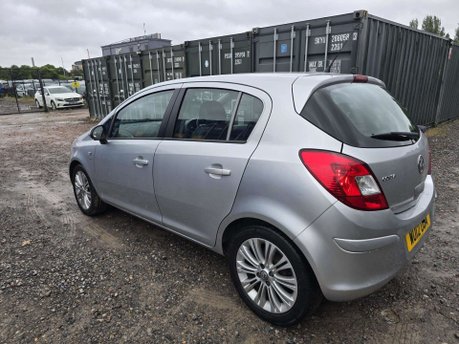 Vauxhall Corsa 1.4 16V SE Hatchback 5dr Petrol Auto Euro 5 (100 ps) 4