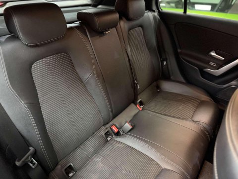 Mercedes-Benz A Class 1.5 A180d Sport (Executive) Hatchback 5dr Diesel 7G-DCT Euro 6 (s/s) (116 p 36