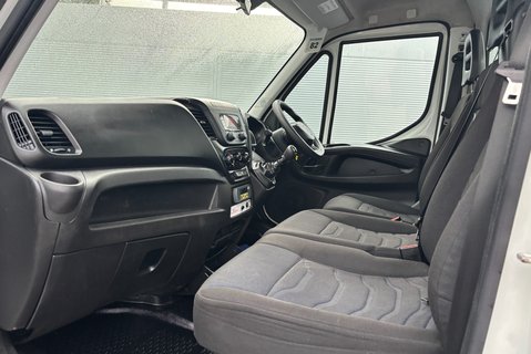 Iveco Daily 35C14 Beavertail Lawnmower Body - Large Ramp - Removable Cages 15