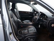 Jaguar XJ 3.0 XJ Sovereign V6 Auto 4dr 14