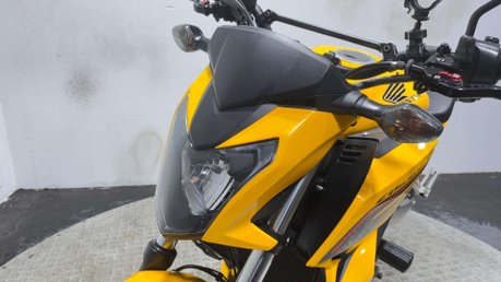 Honda CB 650 NAKED BIKE 2015 ONLY 10K MOT WARRANTY VERY CLEAN 650CC 30