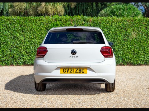 Volkswagen Polo 1.0 Polo Active TSi Semi-Auto 5dr 4