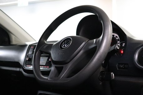 Volkswagen Up BASE 12