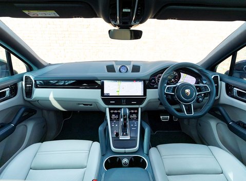 Porsche Cayenne E-Hybrid Coupé 18