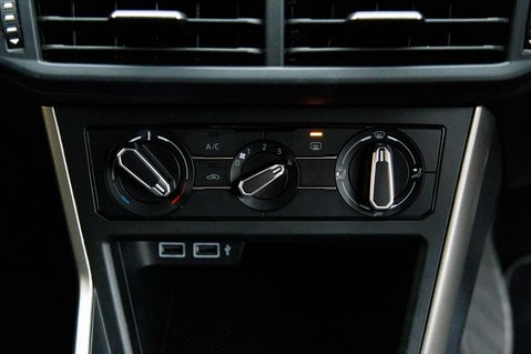 Volkswagen Polo MATCH TSI 34