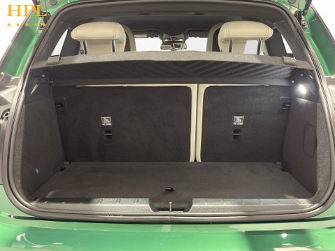 Mini Electric Cooper E 40.7kWh Exclusive Hatchback 3dr Electric Auto (184 ps) 1 Owner - Sensors 21