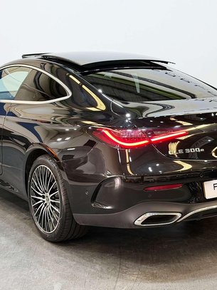 Mercedes-Benz Cle 2.0 CLE300e 25.4kWh AMG Line (Premium Plus) Coupe 2dr Petrol Plug-in Hybrid 1