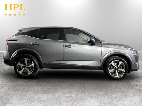 Nissan Qashqai 1.3 DIG-T MHEV N-Connecta SUV 5dr Petrol Hybrid XTRON Euro 6 (s/s) (158 ps) 8