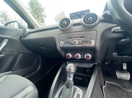 Audi A1 1.0 A1 Sport TFSI Semi-Auto 3dr 30