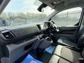 Vauxhall Vivaro 1.5 Vivaro 2900 Sportive S/S 10