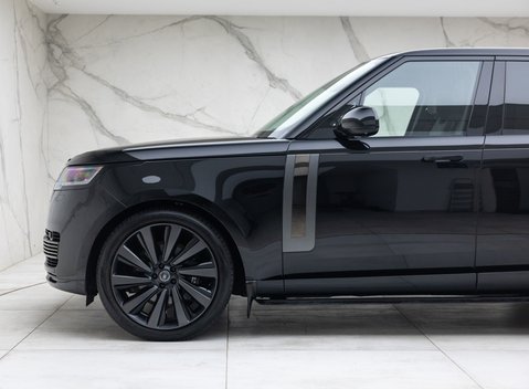 Land Rover Range Rover P615 SV 52