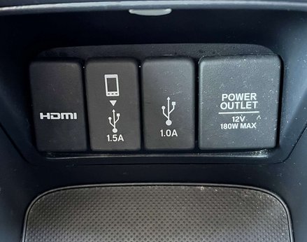 Honda CR-V 1.5 CR-V SR i-VTec CVT 4WD 5dr 50