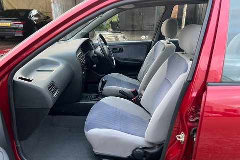 Nissan Primera GX - TWO OWNERS FROM NEW!!!  PX TO CLEAR - MOT OCTOBER 14