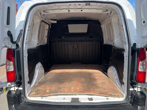 Vauxhall Combo 1.6 Combo 2000 Edition 27
