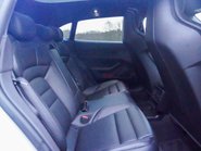 Porsche Taycan 4S CROSS TURISMO PERFROMANCE PLUS 93.4kWh 18