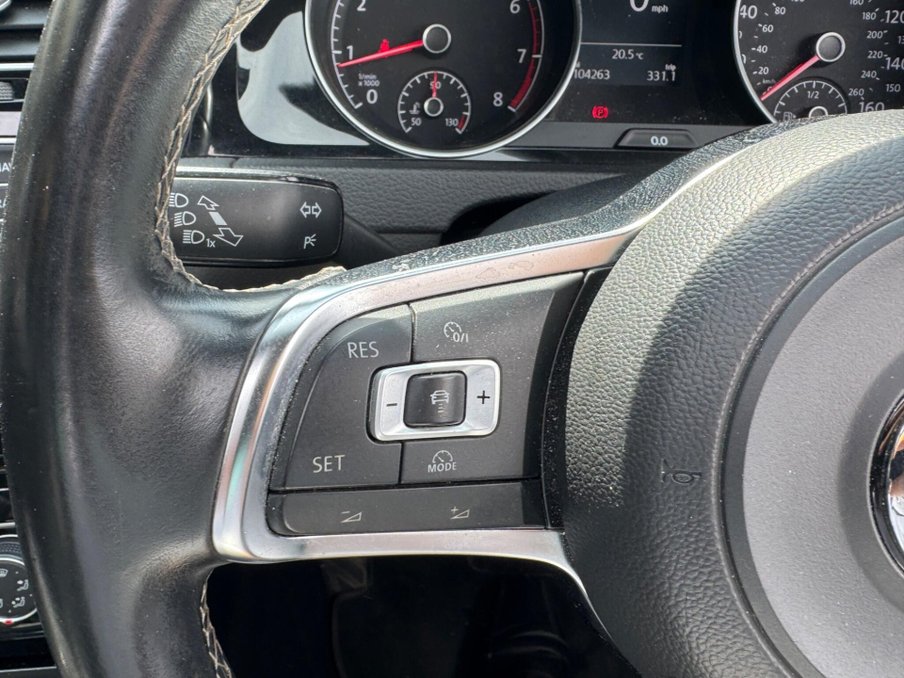 2016 Volkswagen Golf — image 22