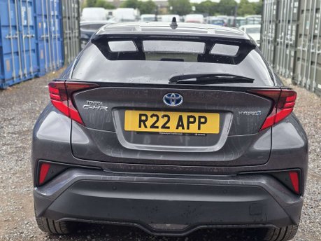 Toyota C-HR 1.8 VVT-h Dynamic SUV 5dr Petrol Hybrid CVT Euro 6 (s/s) (122 ps) 9